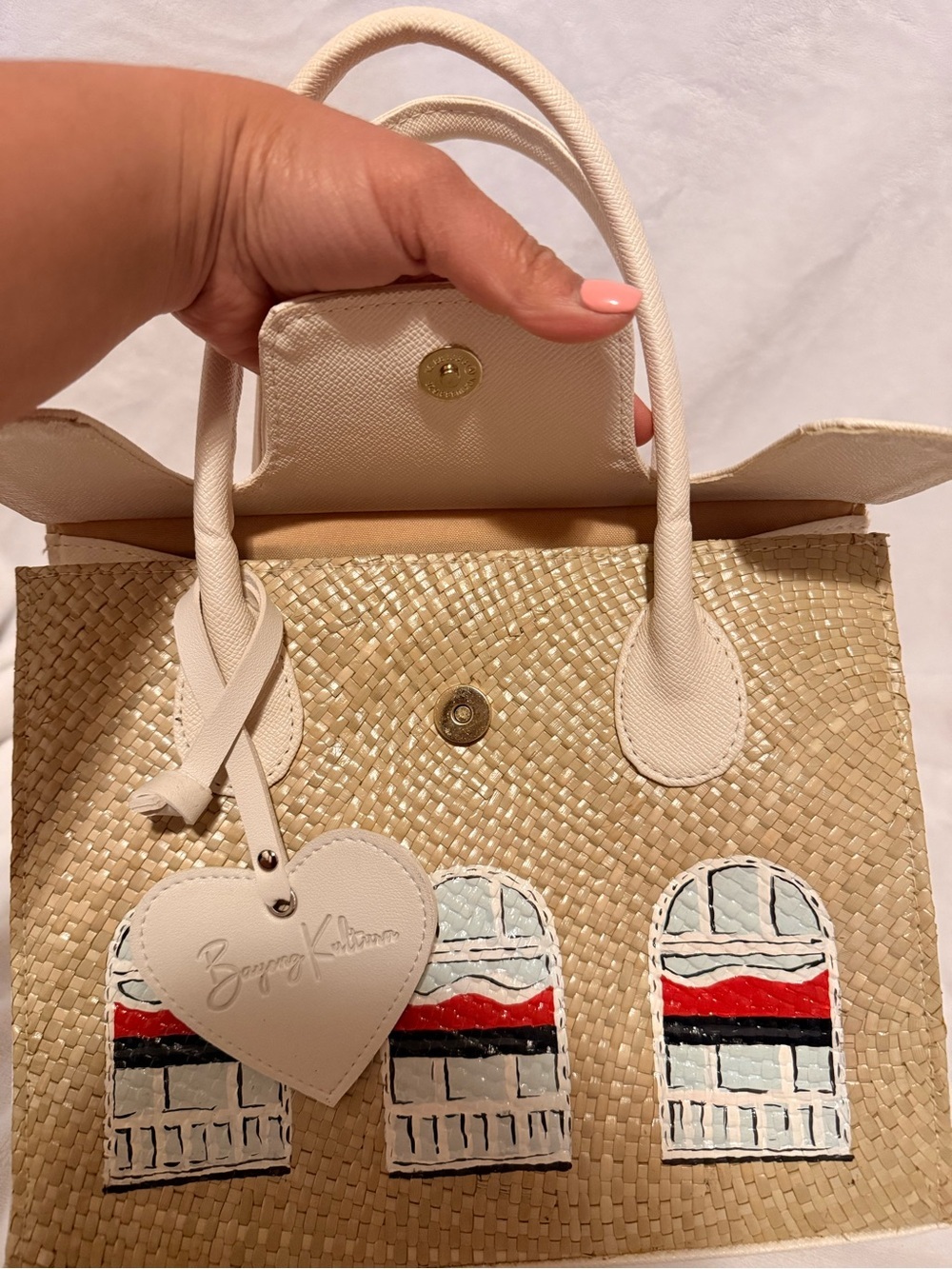 Bayong Kultura Neutral Window Tote | Handpainted Artisan Woven Bag - Picture 7 of 8